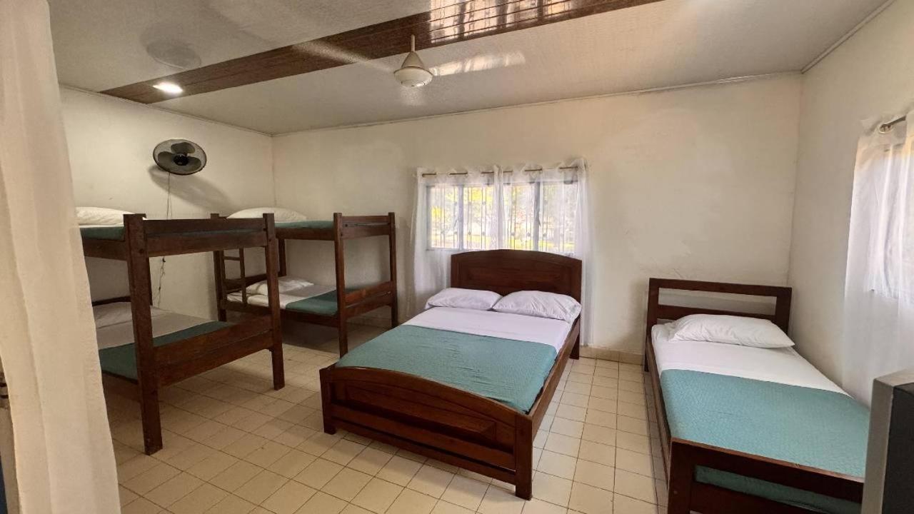 Villa Katherine Melgar Buitenkant foto