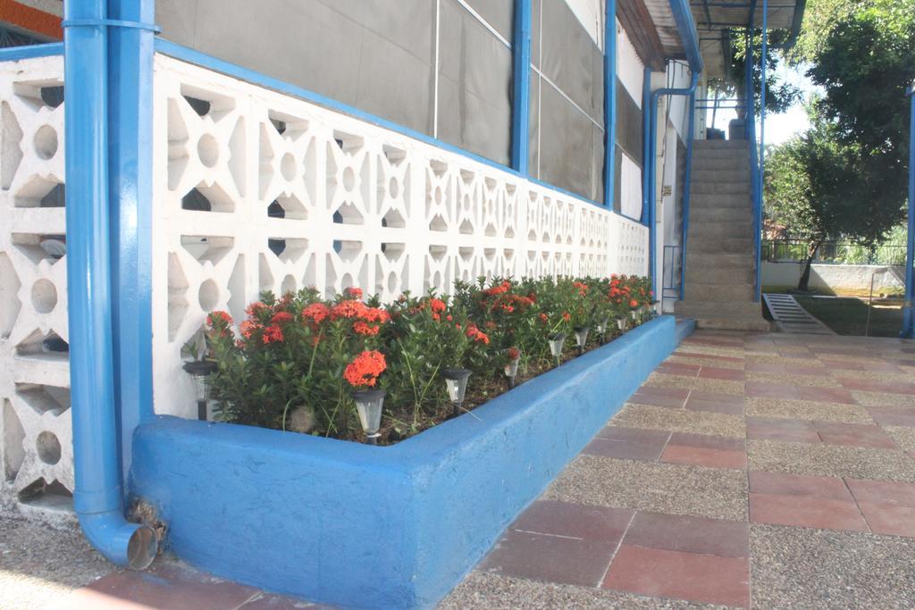 Villa Katherine Melgar Buitenkant foto